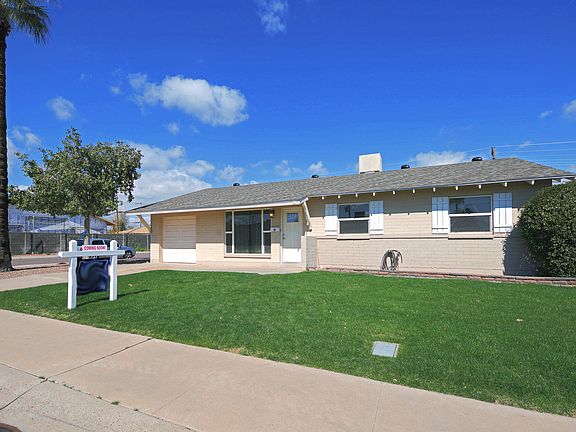 3rd image of 8130 E Palm Ln