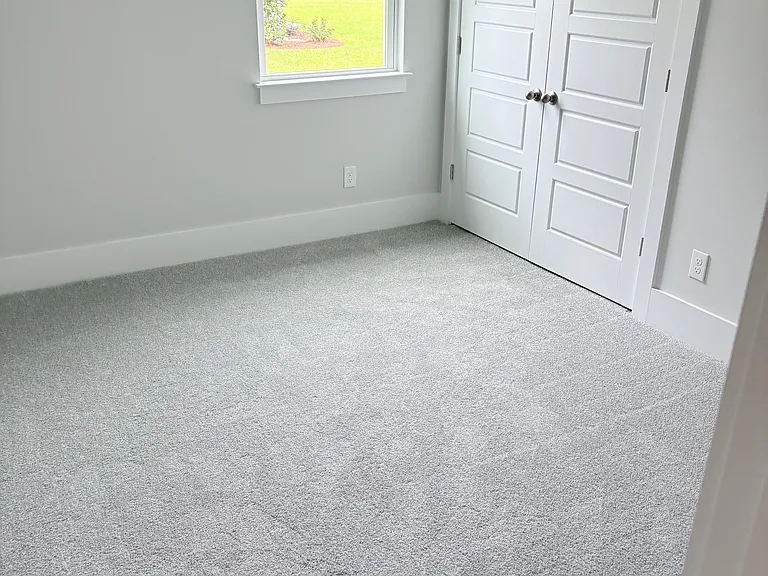 322 Whalebone Ave — Photo 3