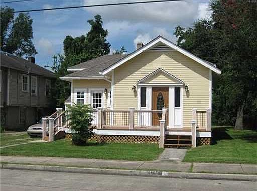 2nd image of 1119 Behrman Ave