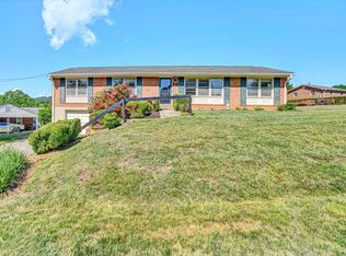 2609 Northcross Rd, Roanoke, VA 24018