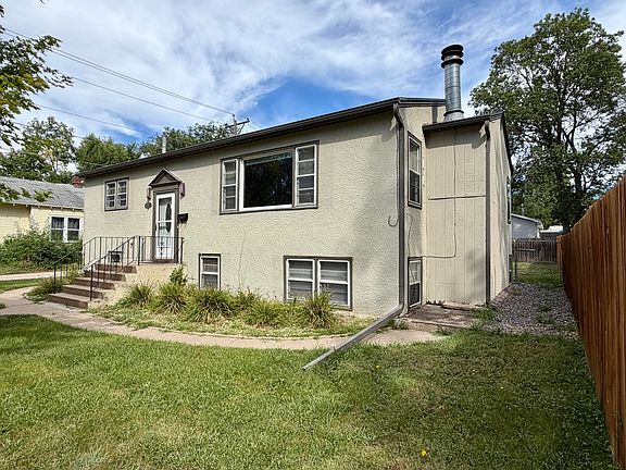 2nd image of 257 9th St SE