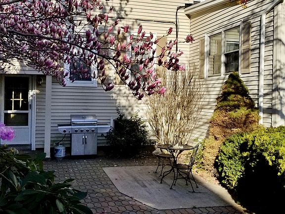 Private patio entrance