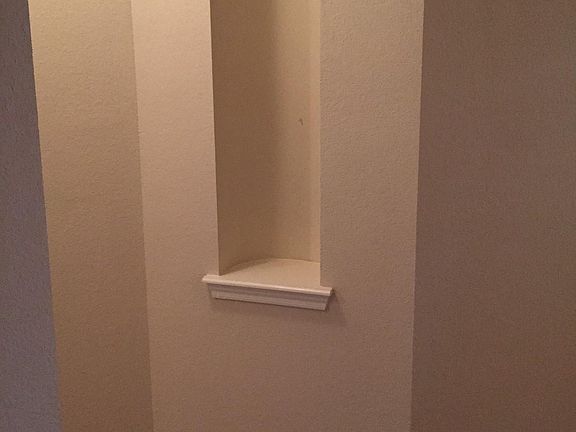 3rd image of 1100 Hearthstone Dr