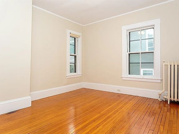 4th image of 20 Hancock St Unit A