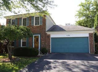 5129 Chambers Dr, Hoffman Estates, IL 60010