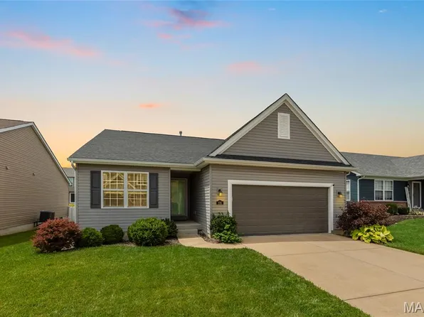 135 Huntleigh Dr, Foristell, MO 63348