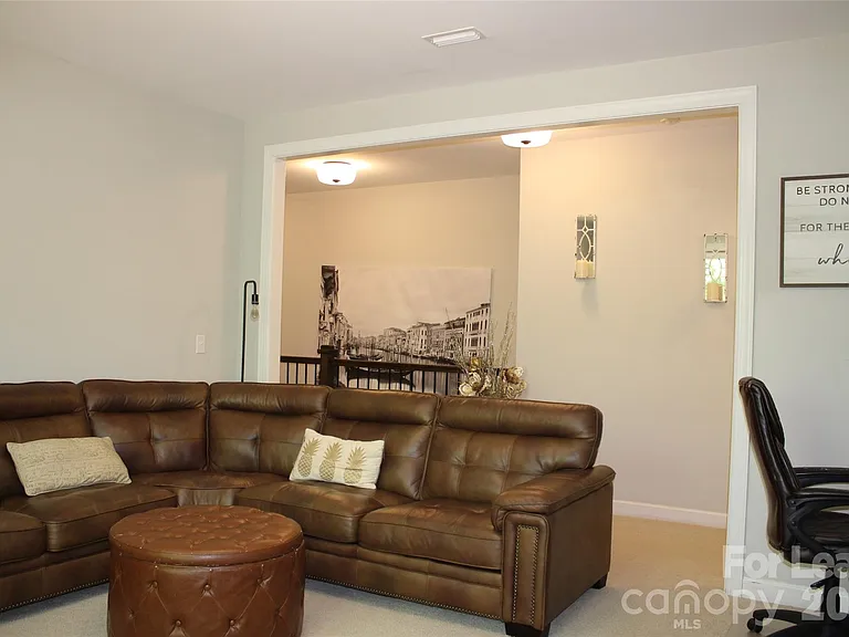 4181 Palm Dr — Photo 18