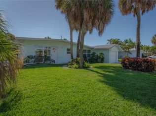 464 86th Ave, Saint Pete Beach, FL 33706