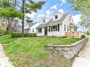 6300 W Cleveland AVENUE, Milwaukee, WI 53219