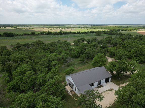 4th image of 185 Rising Oak Trl