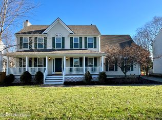 3903 Fairfield Meadows Dr, Louisville, KY 40245