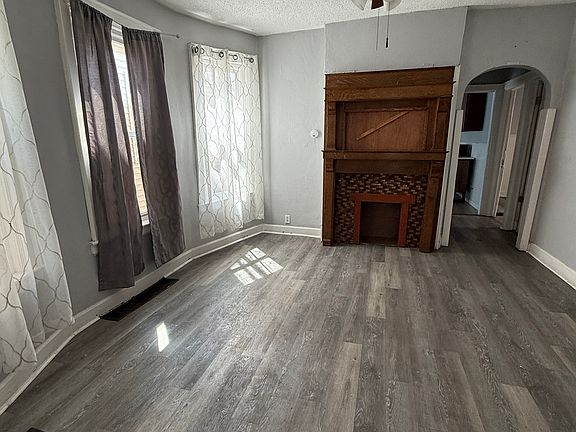 3rd image of 115 Lockwood Ave #1