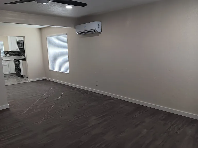 16135 Pine St — Photo 8