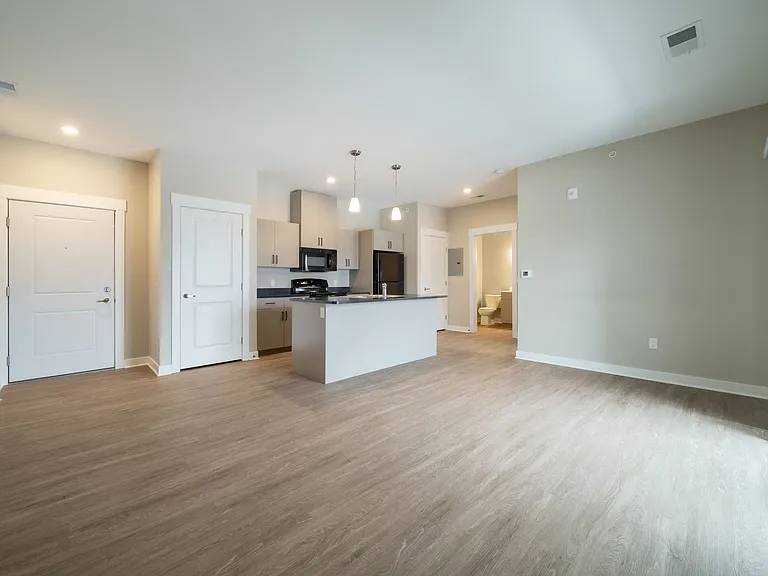 10-web-or-mls-2111-heyboer-dr_12102024