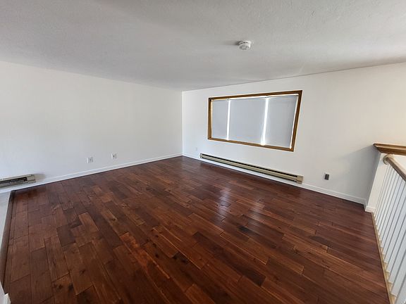2nd image of 1615 Parkwood St