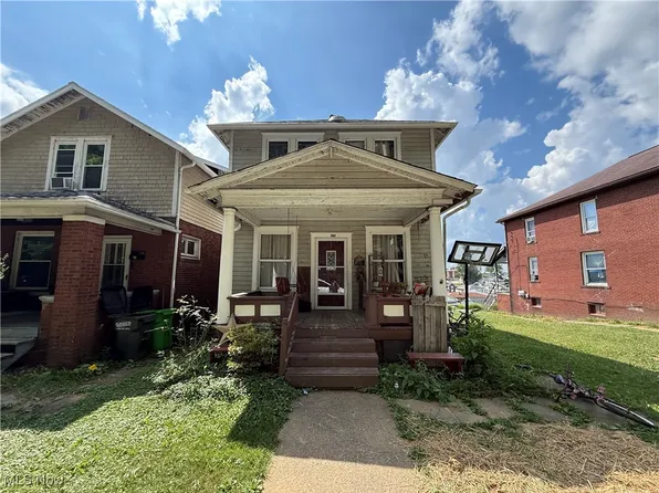 717 N 4th St, Dennison, OH 44621