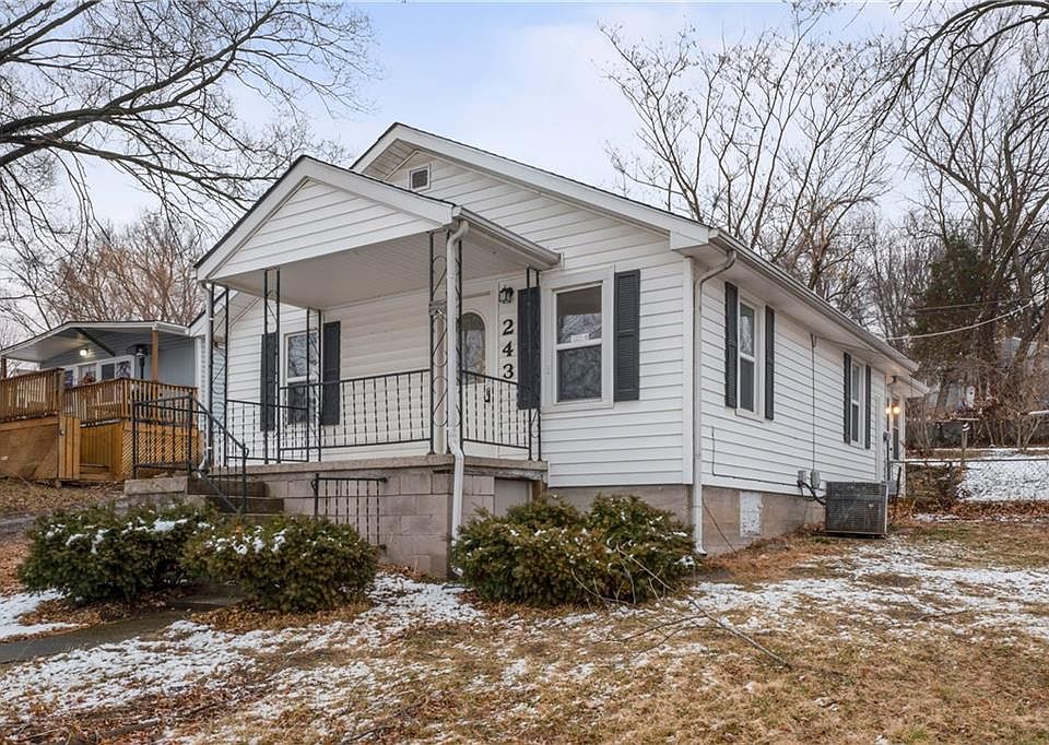 1st image of 243 N Evanston Ave