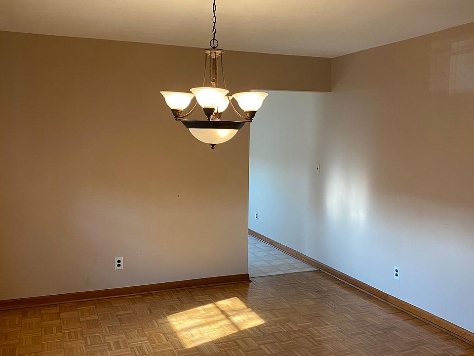 1st image of 118 Providence St #2