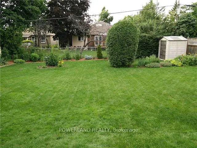 46 Transwell Ave #B — Photo 9