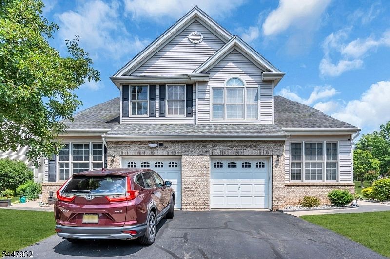 1st image of 31 Bayard Rd