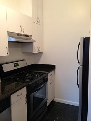 Rented by Compass | media 10