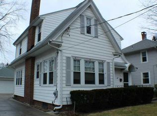 75 Ravenswood Ave, Providence, RI 02908