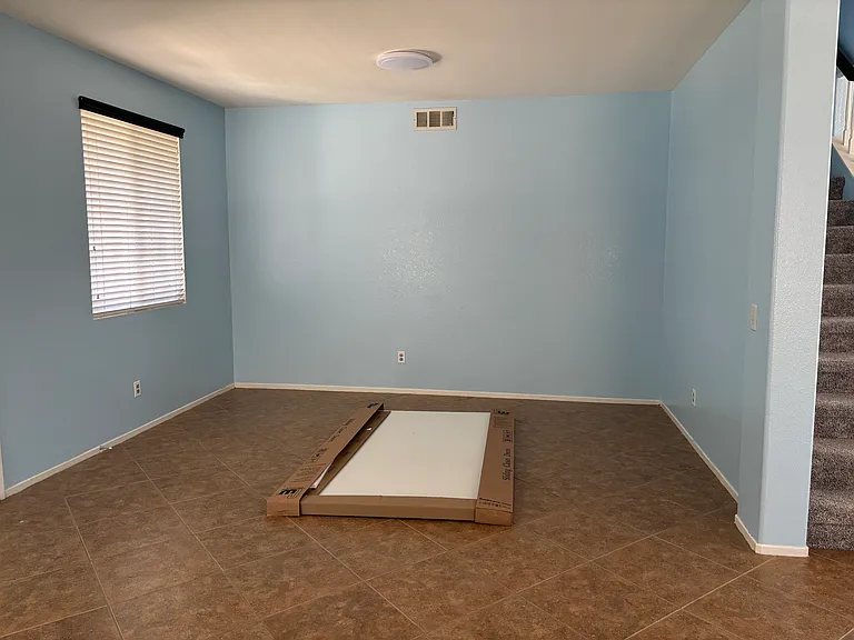 8623 Bridgeport Ave — Photo 7