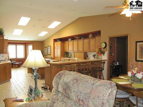 5th image of 1516 Brookwood Dr