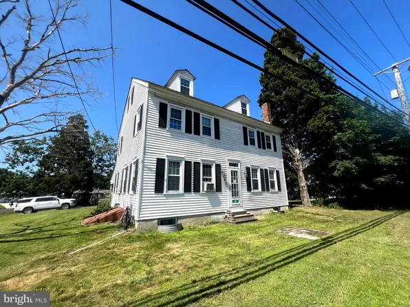1201 E Buckshutem Rd, Millville, NJ 08332