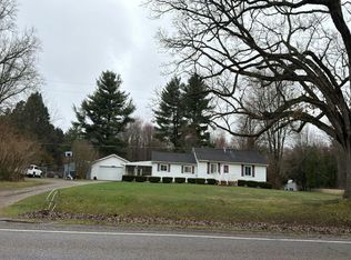 10453 Seymour Rd, Montrose, MI 48457