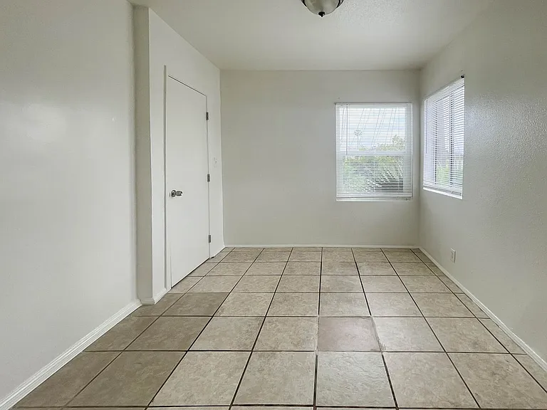 6606-6610 Brynhurst Ave #6608-D — Photo 9