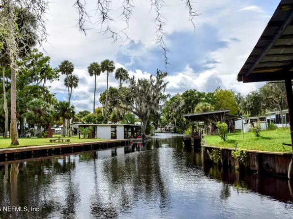 127 S LAKE GEORGE Drive, Georgetown, FL 32139