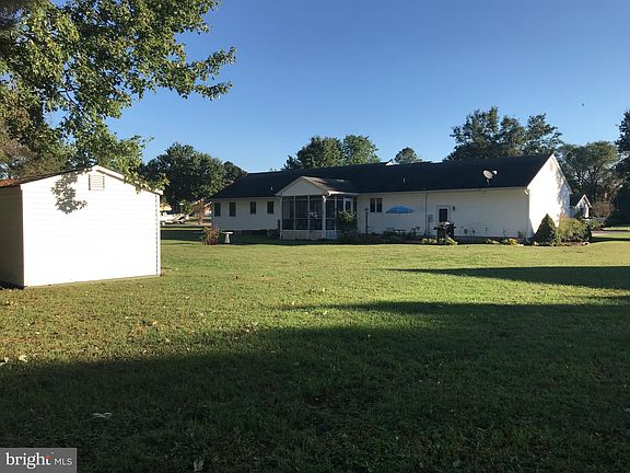 2nd image of 6400 Mary Jane Dr