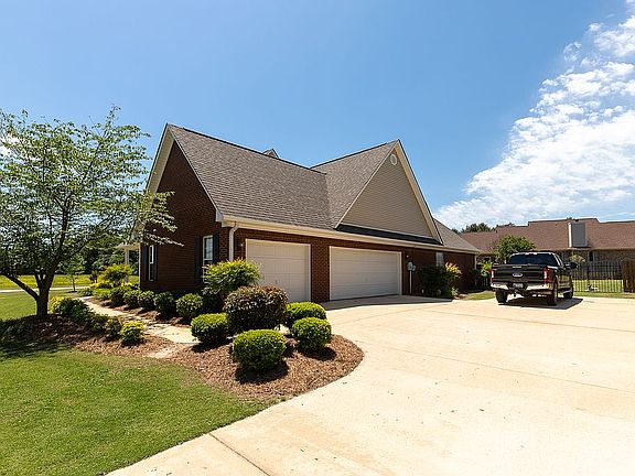 5th image of 103 Jersey Dr