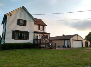 5386 Murphy Rd, Lockport, NY 14094