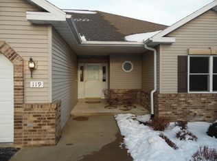 119 Country View Ct, Galena, IL 61036
