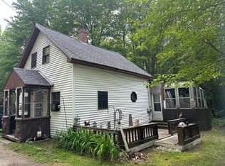 84 Wakefield Rd, Hollis Center, ME 04042