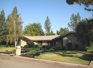 2882 W Locust Ave, Fresno, CA