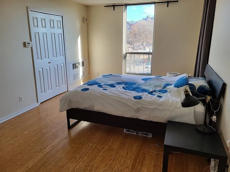 33 Pond Ave #915 — Photo 9