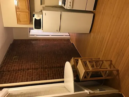 Rented by EMIAJ Management Company | media 32