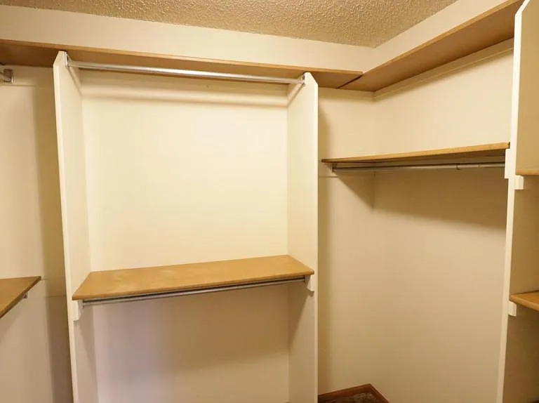 1027 H St #11 — Photo 1