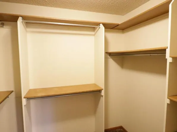 1027 H St, Lincoln, NE