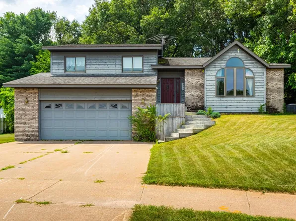 1224 Red Cedar COURT, Onalaska, WI 54650