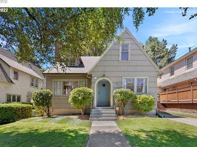 515 SE Peacock Ln, Portland, OR, 97214