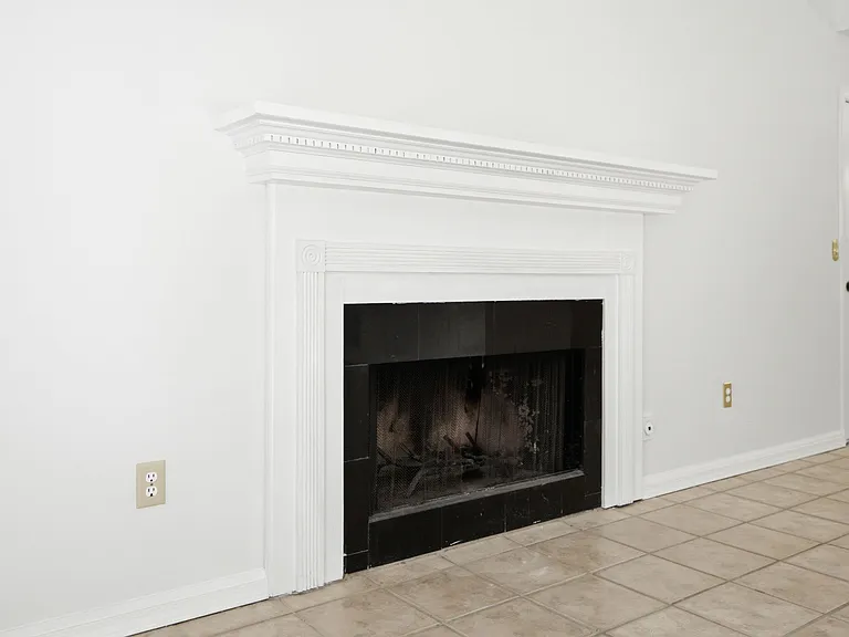 2407 Hembree Station Ct — Photo 6