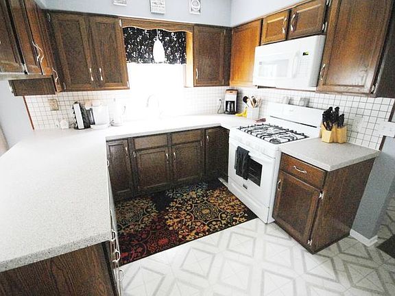3rd image of 3505 E Jane Dr