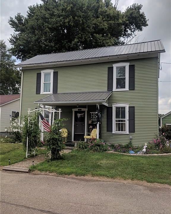 1st image of 341 Tuscarawas Ave E