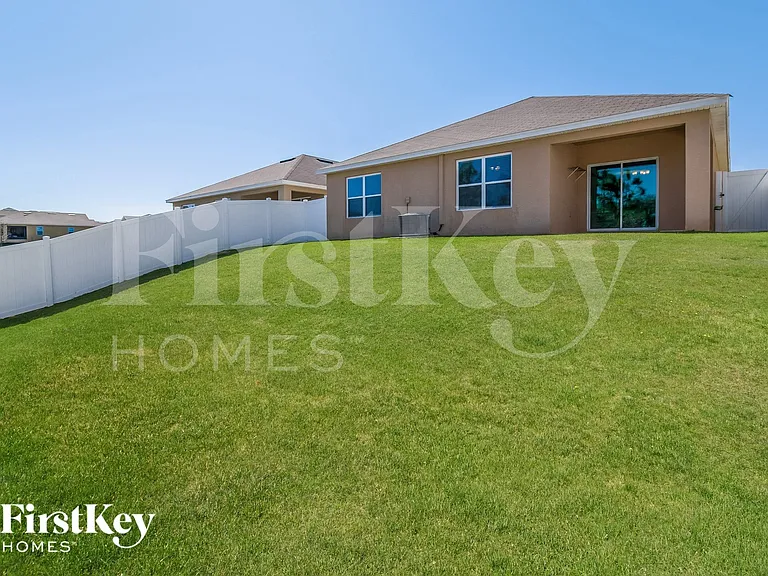 842 Freedom Blvd — Photo 15