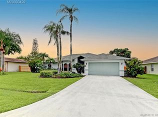 2126 SE Dolphin Rd, Port Saint Lucie, FL 34952