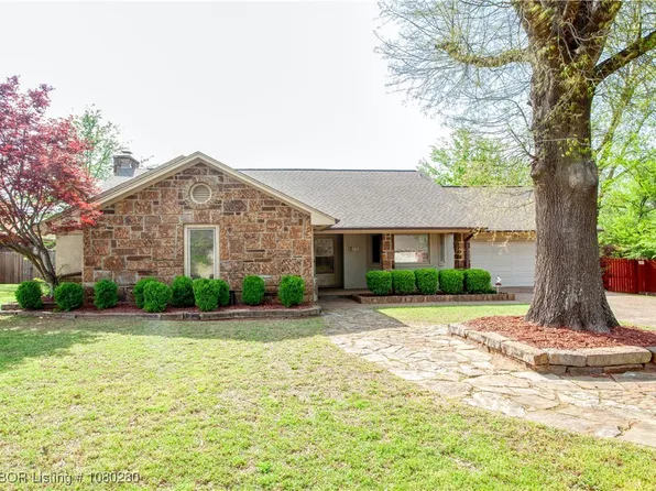 209 N 33rd Cir, Fort Smith, AR 72903